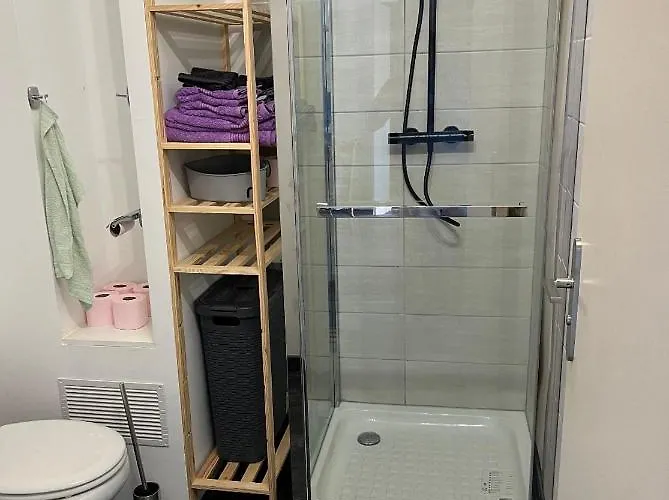 Proche Gare Routiere Menton